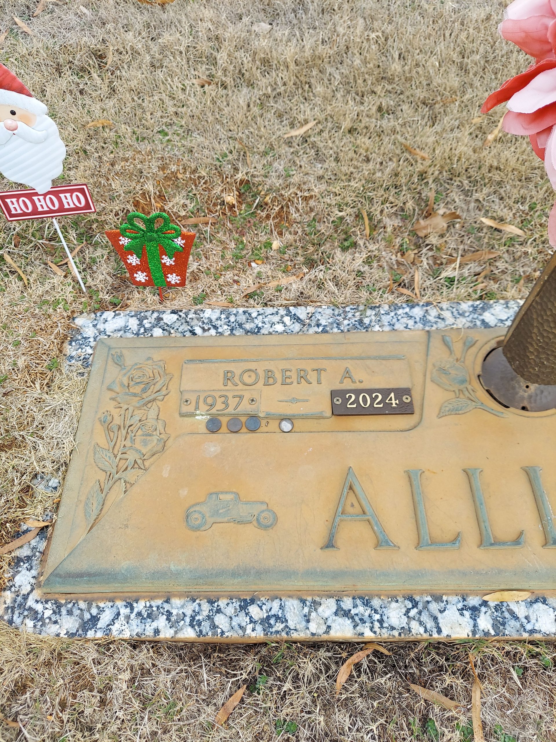 Grave marker of Bobby Allison